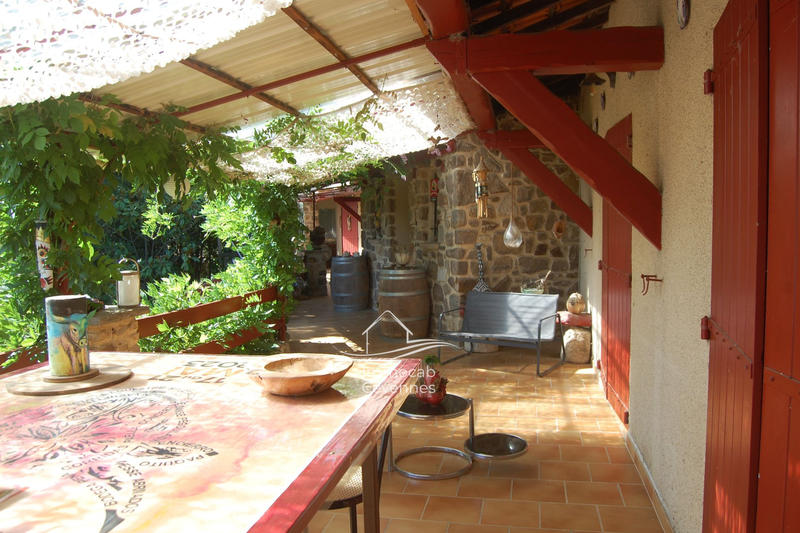 Maison - 250 m² - 10 pièces