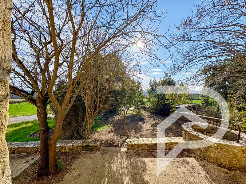 Maison - 260 m² - 7 pièces