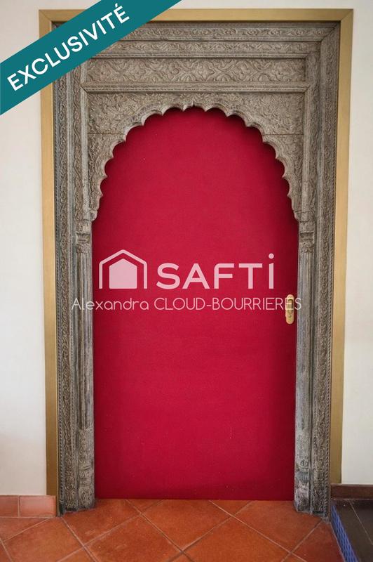 Villa - 276 m² - 6 pièces