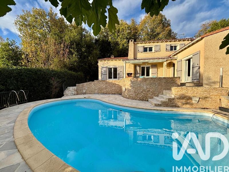 Maison - 133 m² - 6 pièces