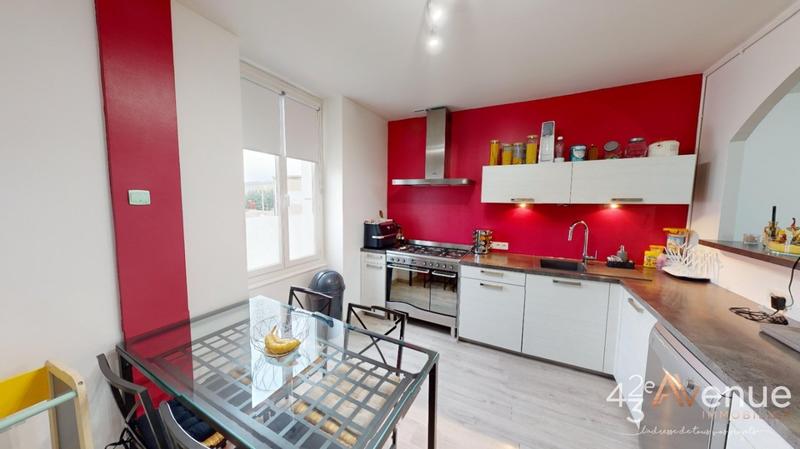 Appartement - 120 m² - 4 pièces