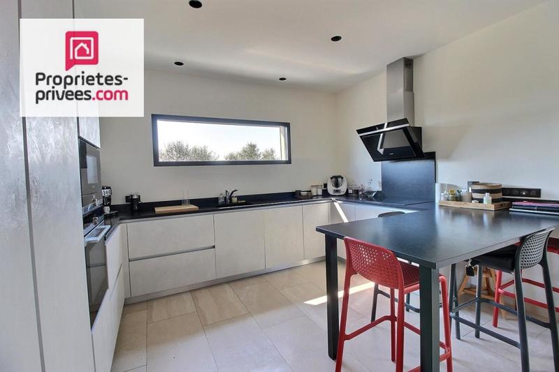 Villa - 192 m² - 7 pièces