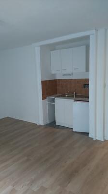 Studio - 30 m² - 1 pièce