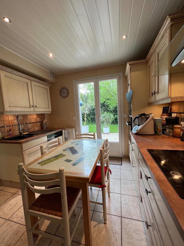 Maison - 136 m² - 6 pièces