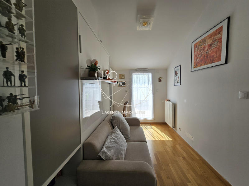 Maison traditionnelle - 94 m² - 4 pièces