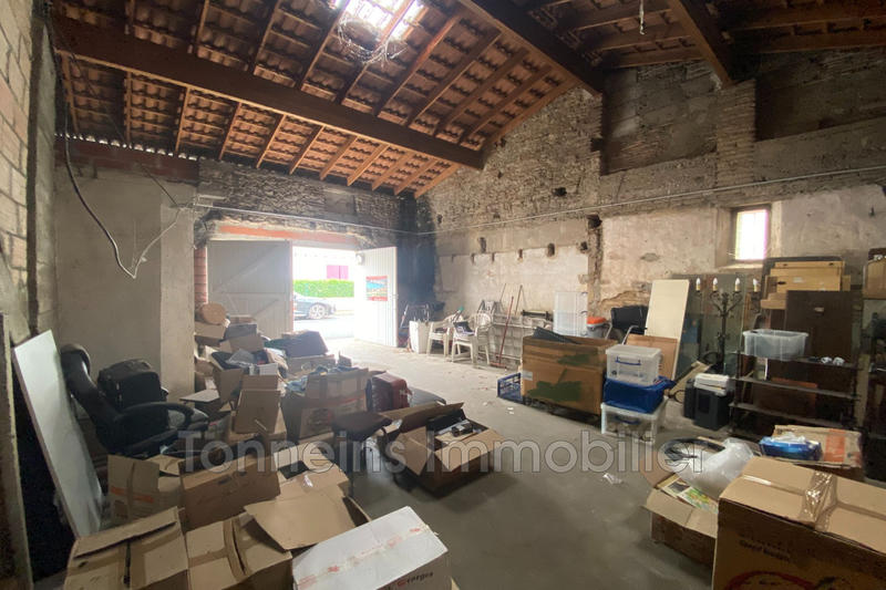 Parking / Garage - 120 m²