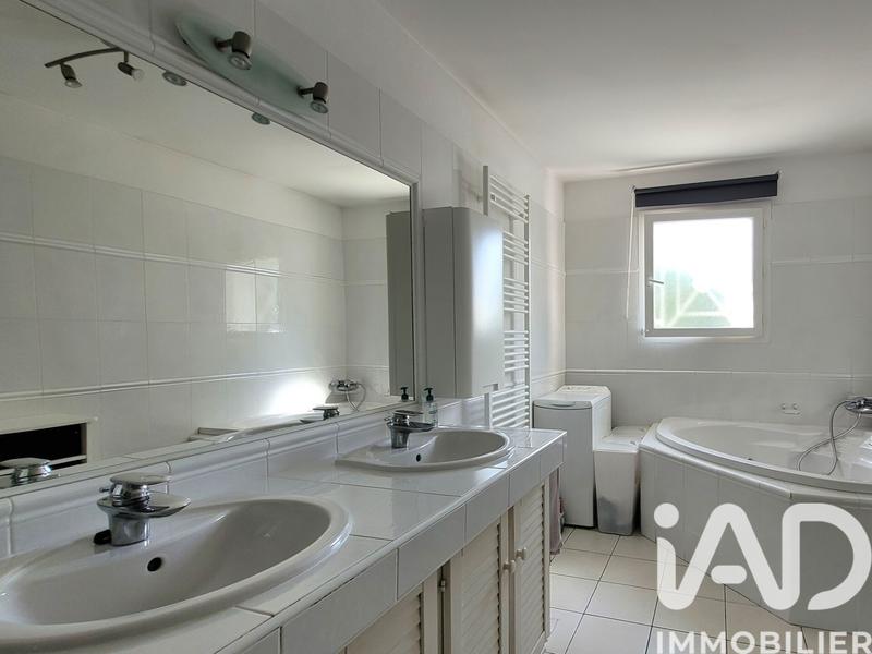 Maison - 112 m² - 4 pièces