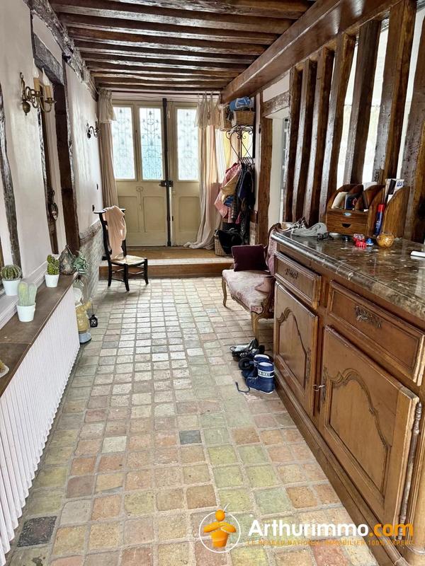 Maison - 228 m² - 9 pièces