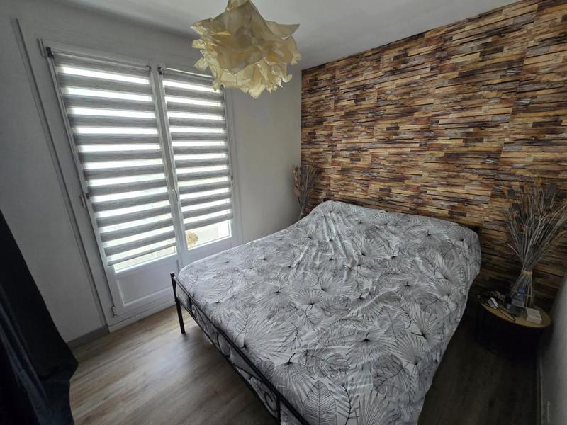 Appartement - 80 m² - 4 pièces