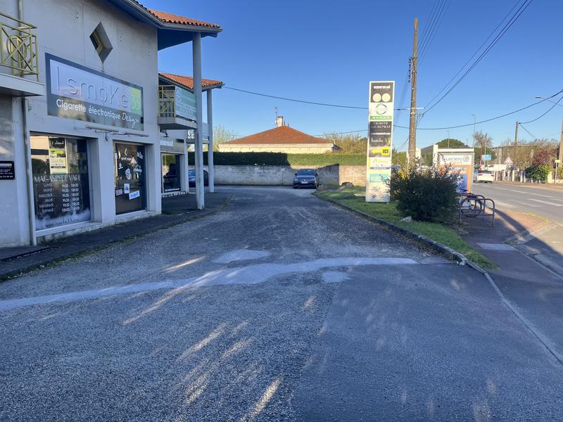 Local commercial - 90 m²