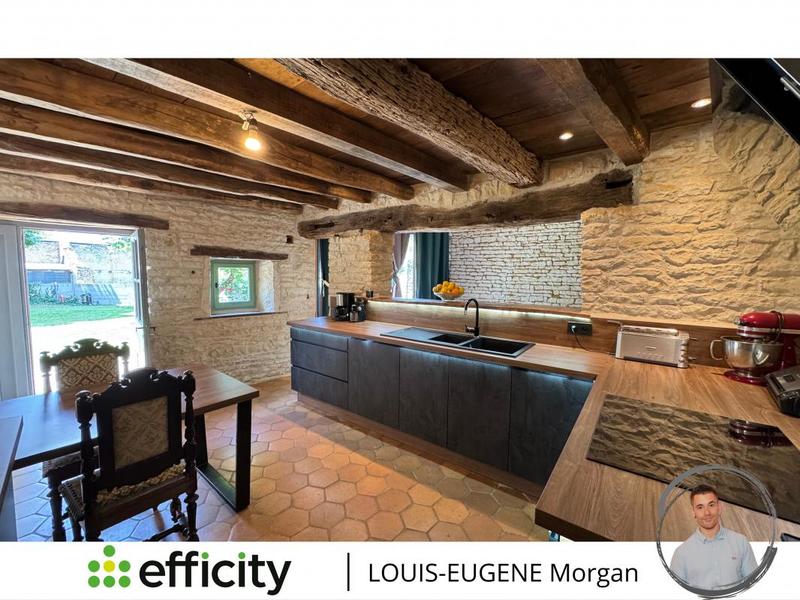 Longère - 216 m² - 10 pièces