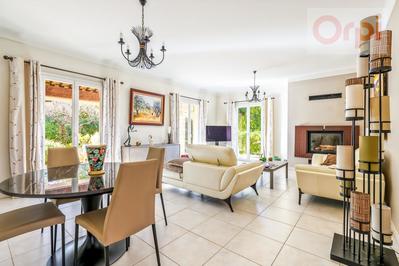 Villa - 160 m² - 4 pièces