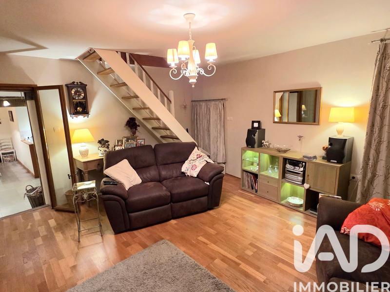 Maison - 96 m² - 5 pièces