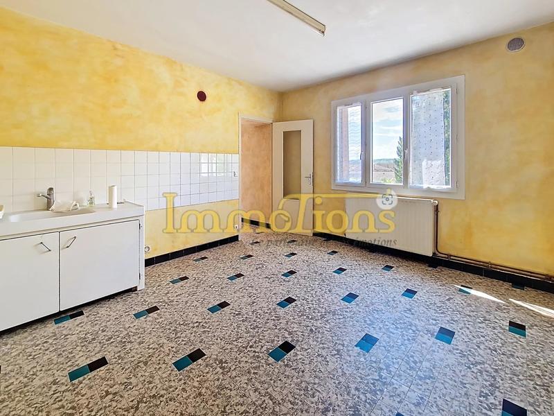 Maison - 97 m² - 5 pièces