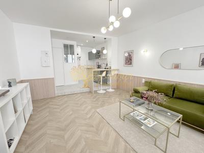 Studio - 28 m² - 1 pièce