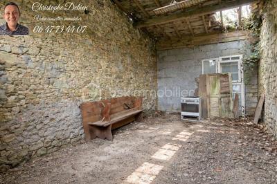 Maison en pierre - 85 m² - 1 pièce