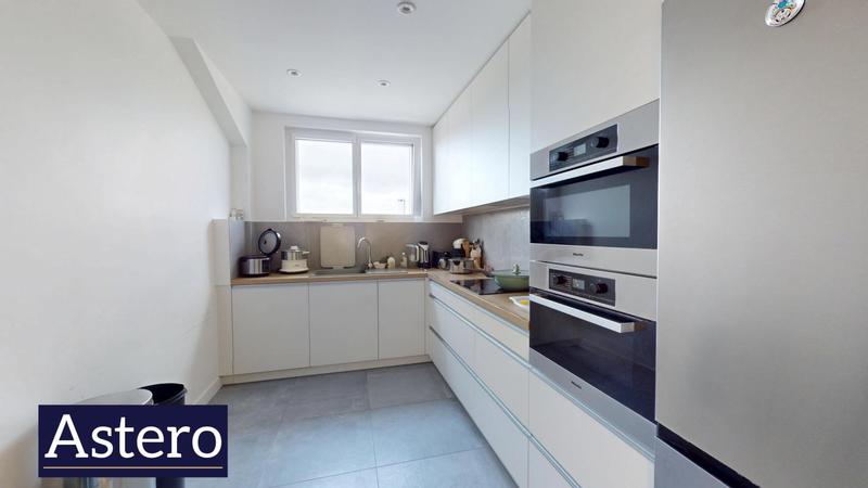 Appartement - 77 m² - 4 pièces