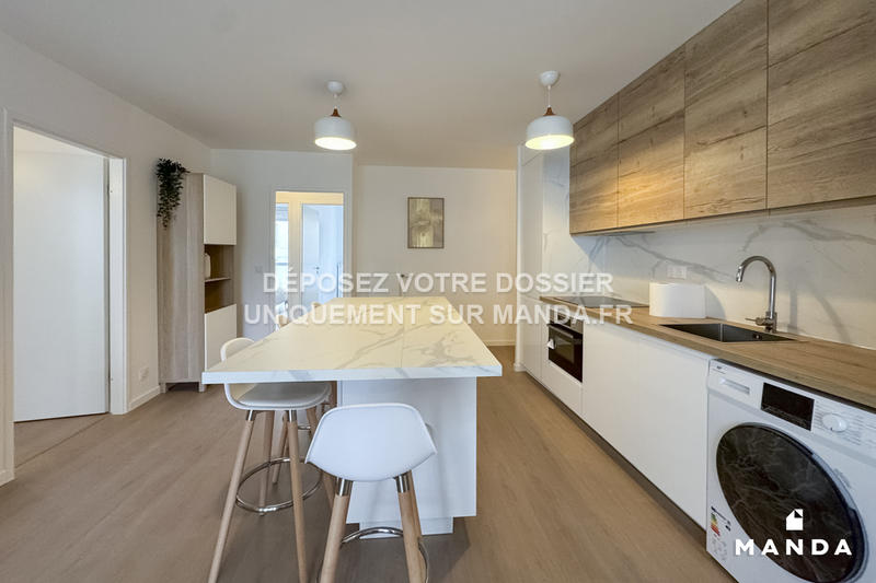 Chambre - 12 m² - 5 pièces