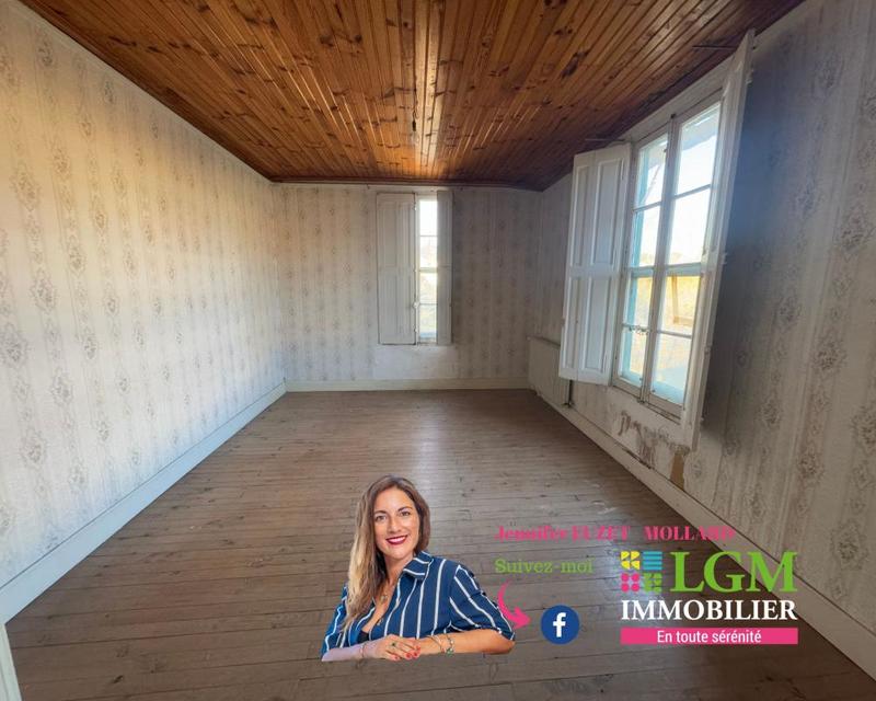 Maison - 300 m² - 11 pièces