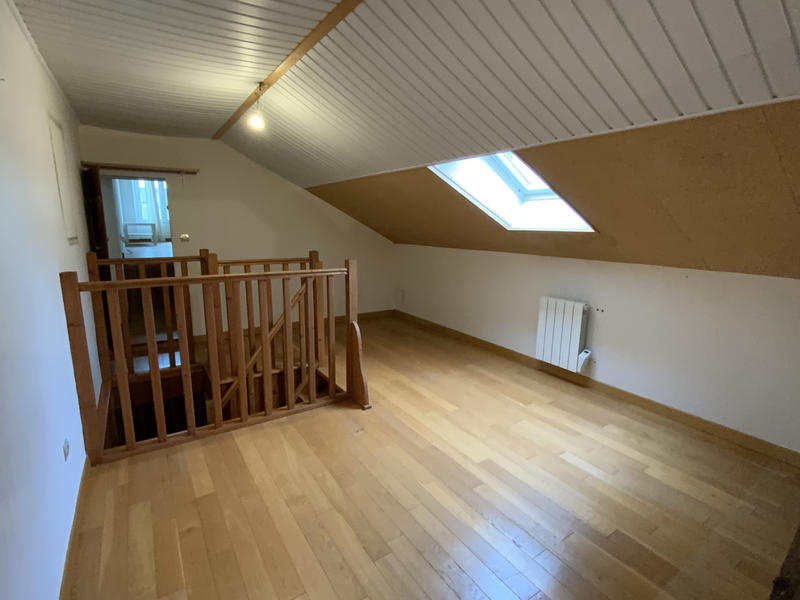 Appartement - 96 m² - 5 pièces