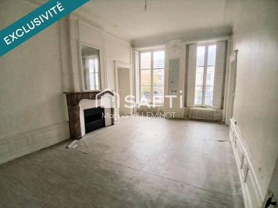 Appartement - 150 m² - 5 pièces