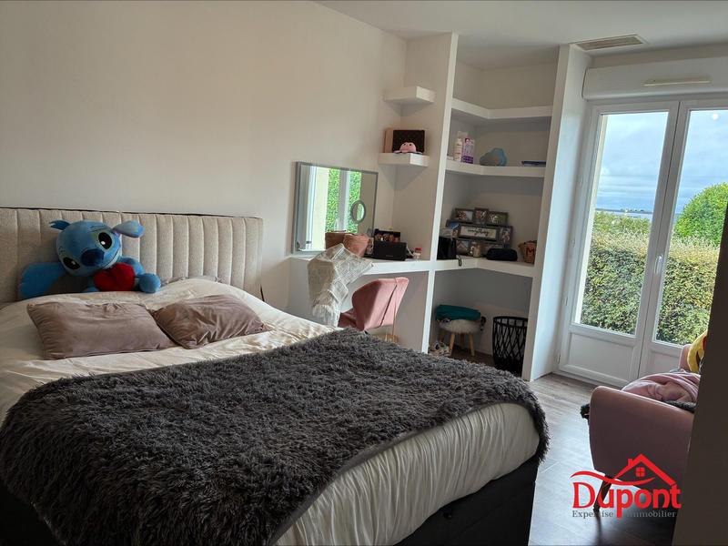 Maison - 212 m² - 6 pièces