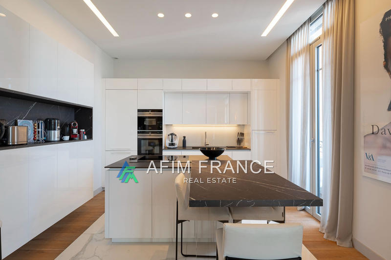 Maison de ville - 227 m² - 4 pièces