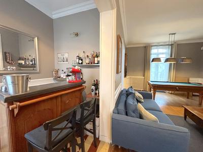 Maison - 207 m² - 7 pièces