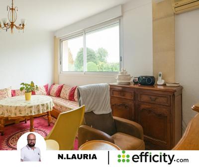 Maison - 215 m² - 6 pièces