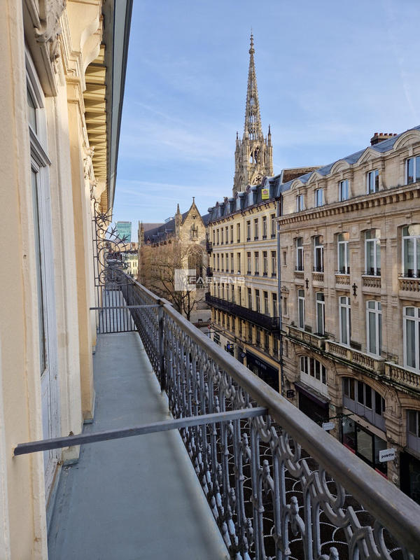 Appartement - 91 m² - 4 pièces