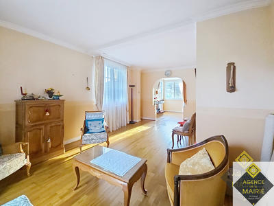 Maison - 89 m² - 5 pièces