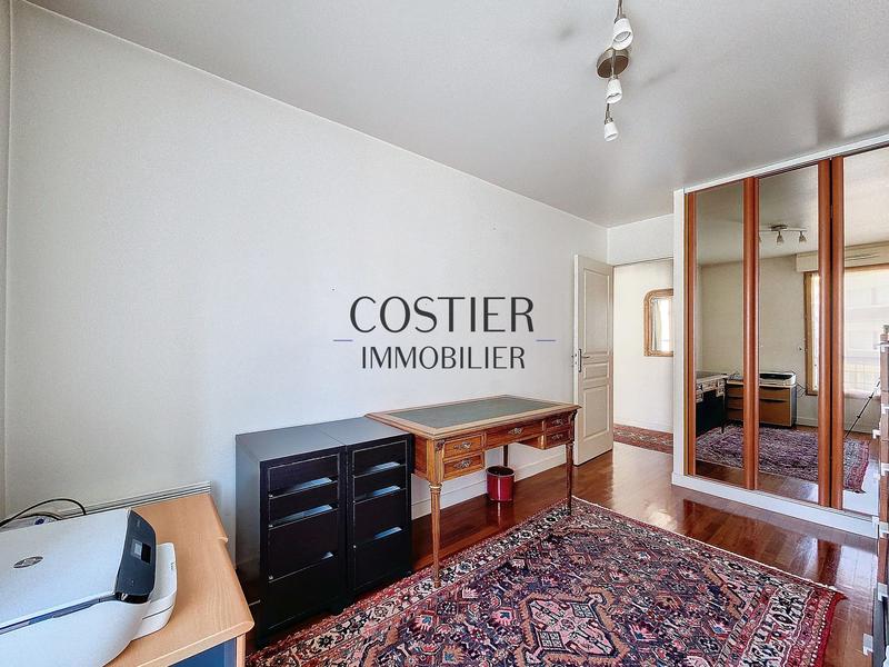 Appartement - 108 m² - 5 pièces