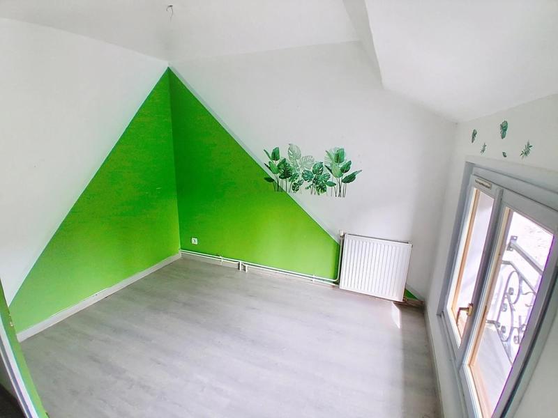 Maison de village - 70 m² - 7 pièces