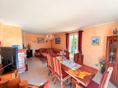 Maison - 77 m² - 4 pièces