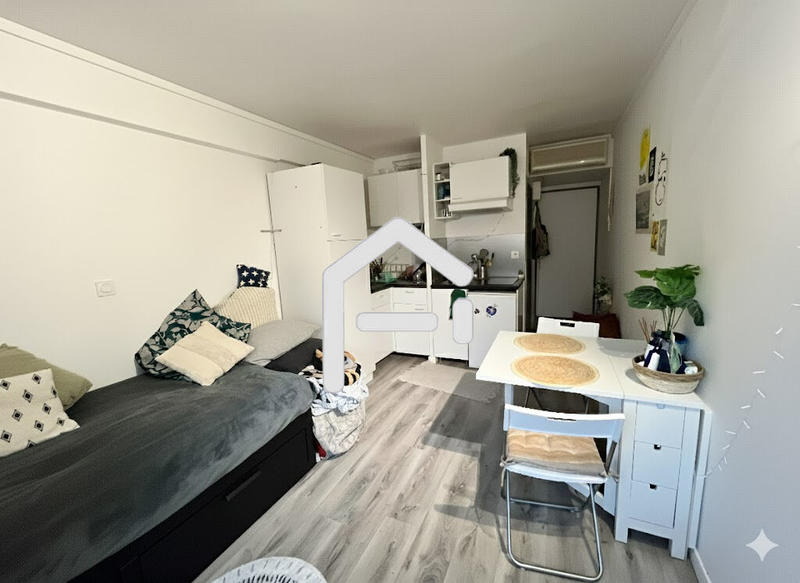 Appartement - 18 m² - 1 pièce