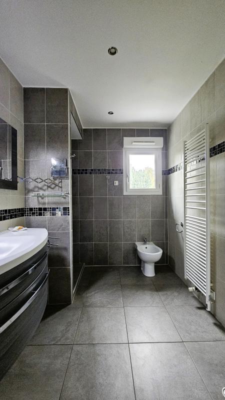 Pavillon - 177 m² - 7 pièces