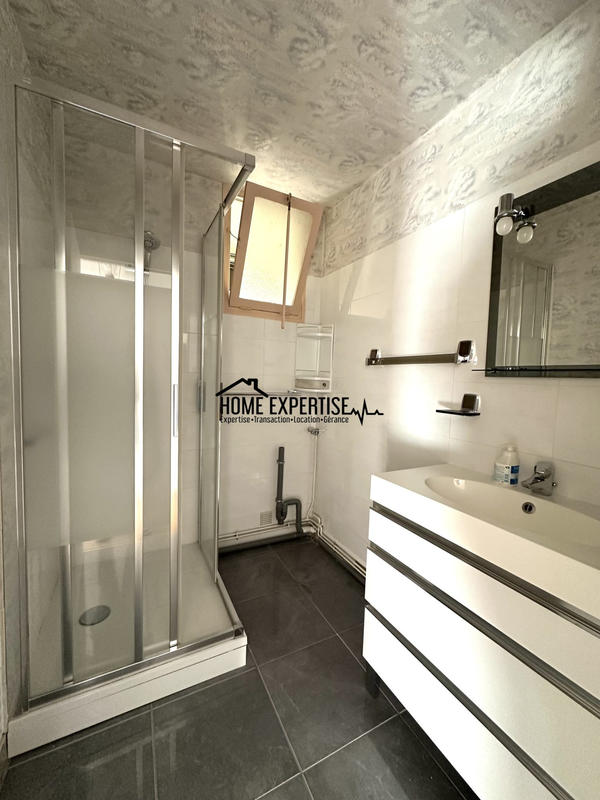 Appartement - 68 m² - 2 pièces