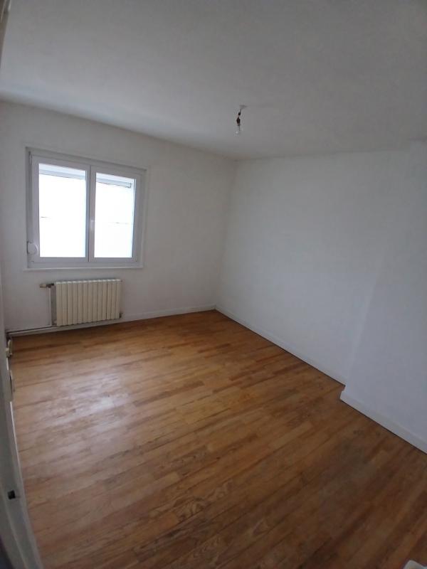 Maison - 83 m² - 5 pièces