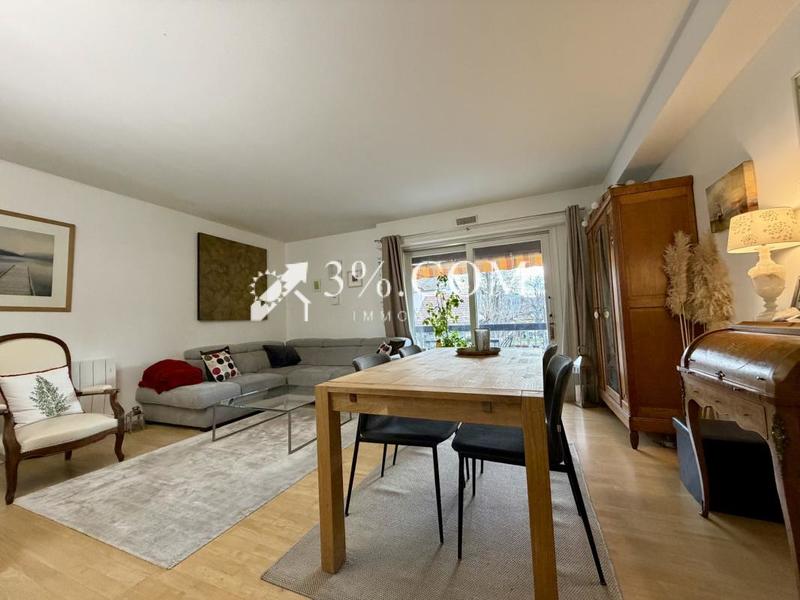 Appartement - 90 m² - 4 pièces