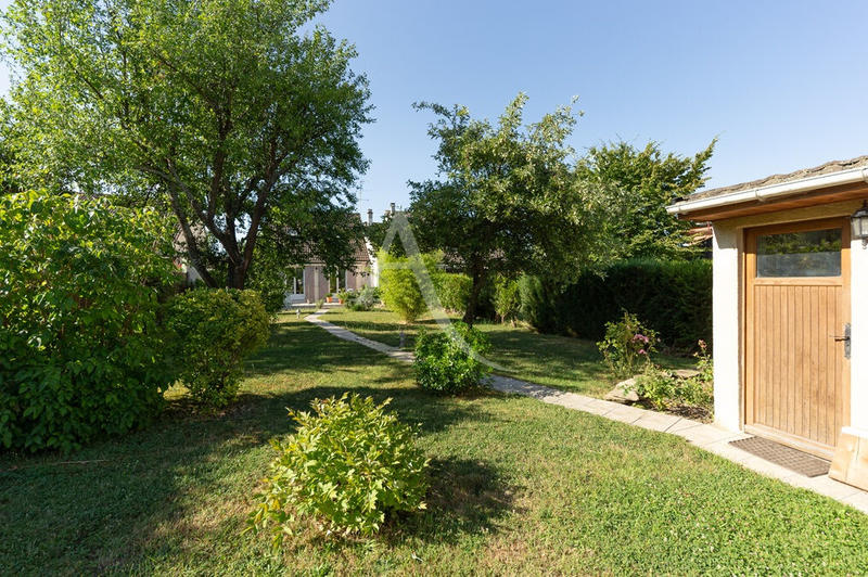 Maison - 100 m² - 6 pièces