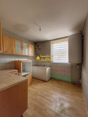 Maison - 200 m² - 8 pièces