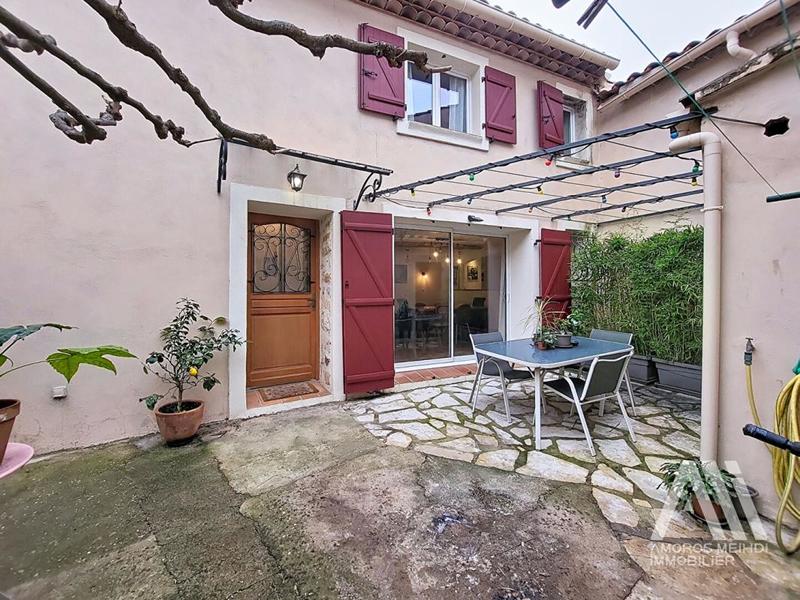 Maison - 110 m² - 5 pièces