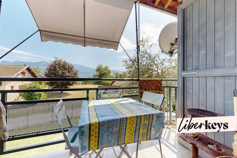 Maison - 180 m² - 5 pièces