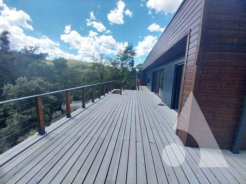 Maison - 106 m² - 4 pièces