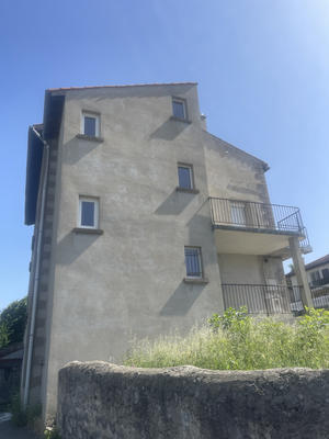 Immeuble - 210 m² - 9 pièces