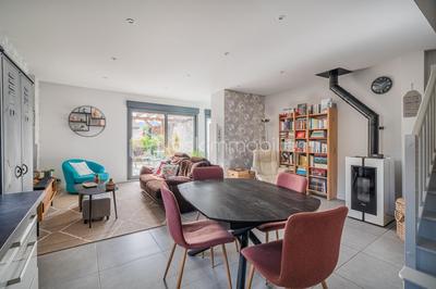 Maison de ville - 120 m² - 5 pièces