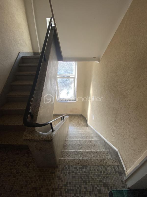 Immeuble - 300 m² - 13 pièces