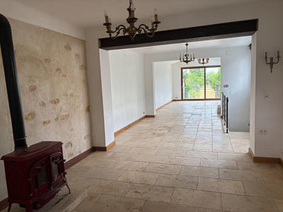 Maison - 204 m² - 8 pièces