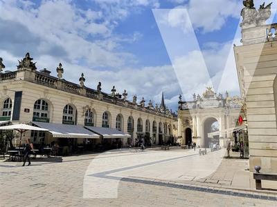 Local commercial - 263 m² - 5 pièces