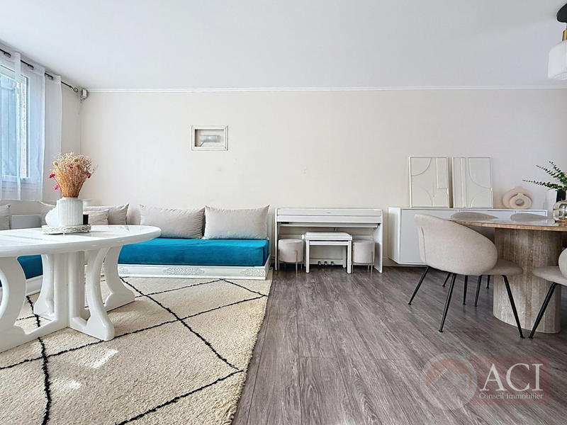 Maison - 105 m² - 6 pièces